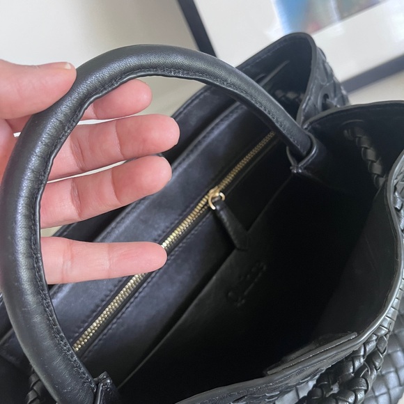 Black Genuine leather Woven Satchel Bag - Picture 9 of 13